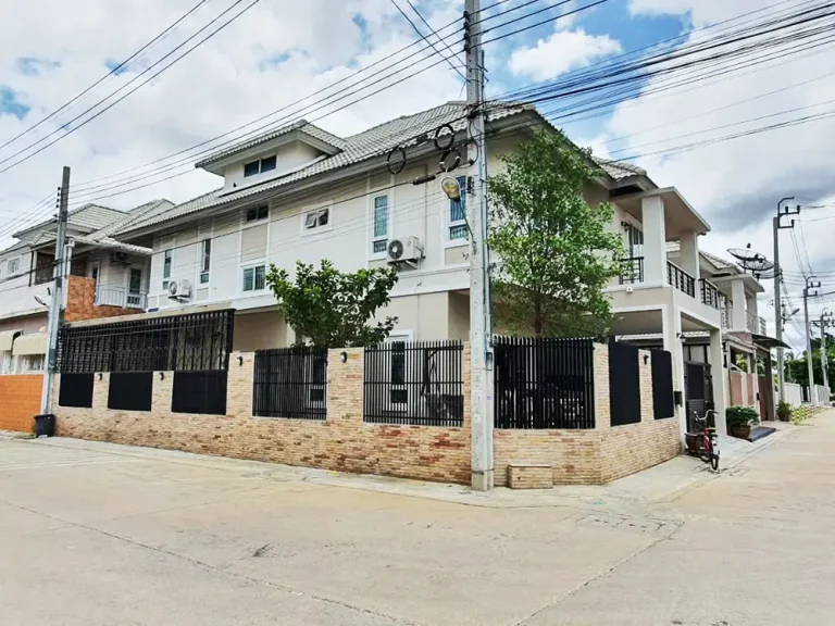 P043 รีโนเวทบ้านเดี่ยว ย่านราชพฤกษ์ · ภายนอก