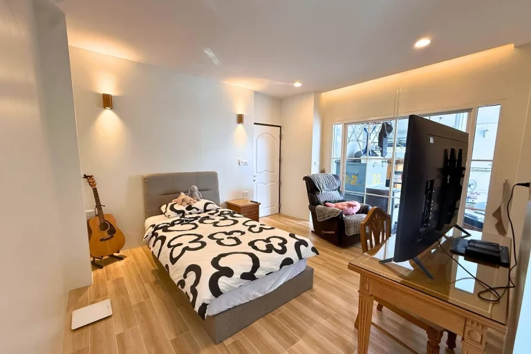 P070 รีโนเวทบ้านเดี่ยว ย่านสายไหม · ห้องนอน