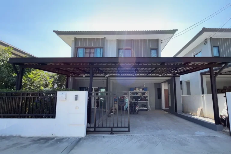 P071 ต่อเติมครัวหลังบ้าน พร้อมหลังคากันแดด บ้านสวยน่าอยู่ขึ้นทันตา